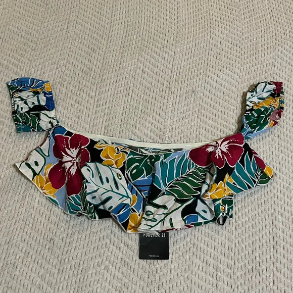 🖤New Forever 21 Mini Crop Top🖤 - Picture 2 of 5